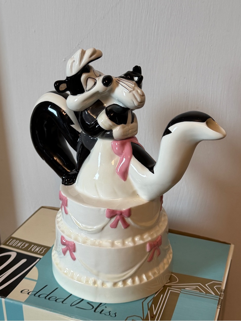 Warner Bros. Ceramic Pepe Le Pew Wedding Cake Teapot - Black, White & Pink